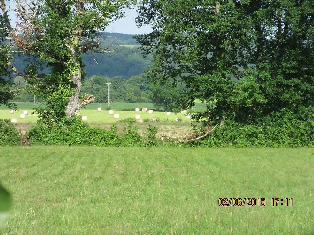 Bed and Breakfast Domaine Le Chec Saint-Ost