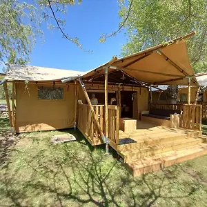 https://camping-du-moulin-de-thoard.fr-provencehotel.com