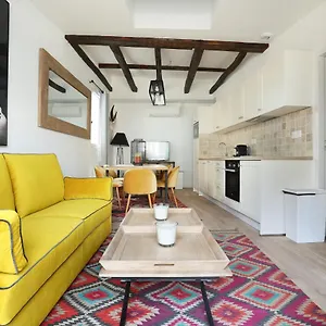 https://rsidence-grands-boulevards.fr-paris.fr